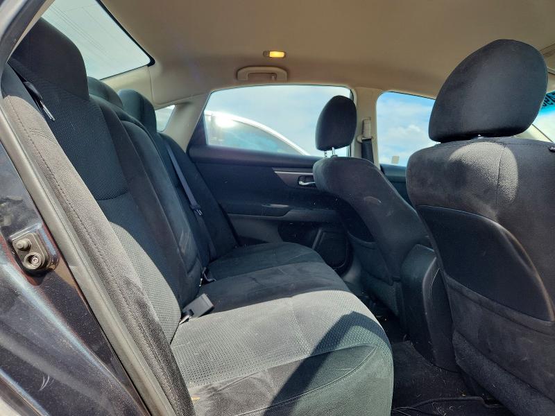 2015 Nissan Altima მანქანა იყიდება აუქციონზე, vin: 1N4AL3APXFN334014, აუქციონის ნომერი: 69215496