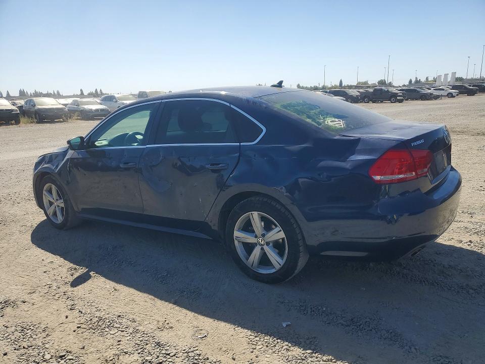 2014 Volkswagen Passat მანქანა იყიდება აუქციონზე, vin: 1VWBP7A34EC011687, აუქციონის ნომერი: 71388126