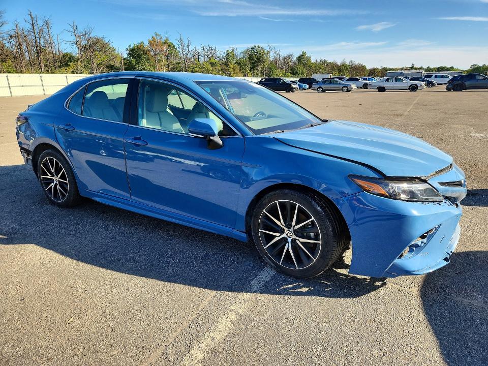 Продаж на аукціоні авто 2024 Toyota Camry, vin: 4T1G11AK1RU223974, номер лоту: 70449926