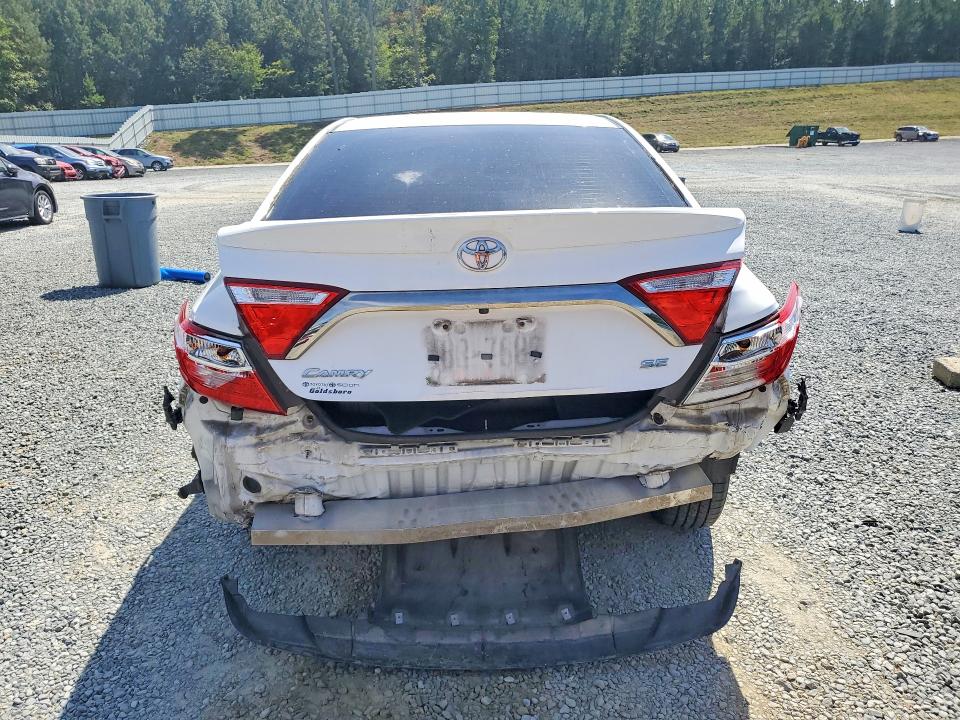 2015 Toyota Camry მანქანა იყიდება აუქციონზე, vin: 4T1BF1FK3FU086973, აუქციონის ნომერი: 68275636