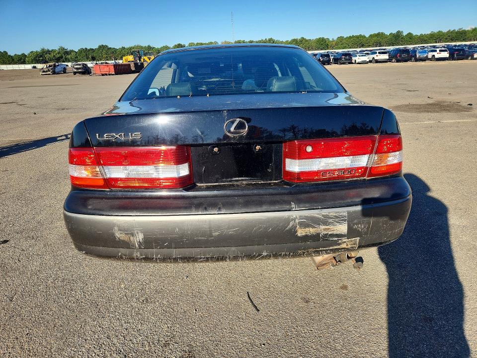 Auction sale of the 2000 Lexus Es, vin: JT8BF28G6Y0270798, lot number: 67012816