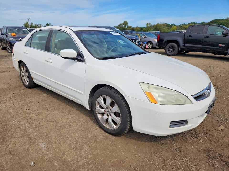 Продажа на аукционе авто 2006 Honda Accord, vin: 1HGCM56756A088597, номер лота: 69201716