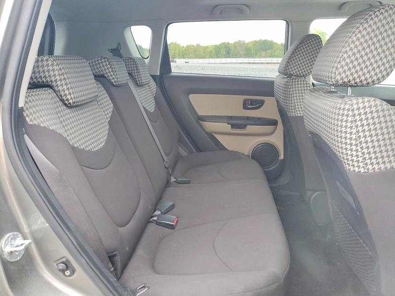 67811236 :رقم المزاد ، KNDJT2A23A7192983 vin ، 2010 Kia Soul مزاد بيع