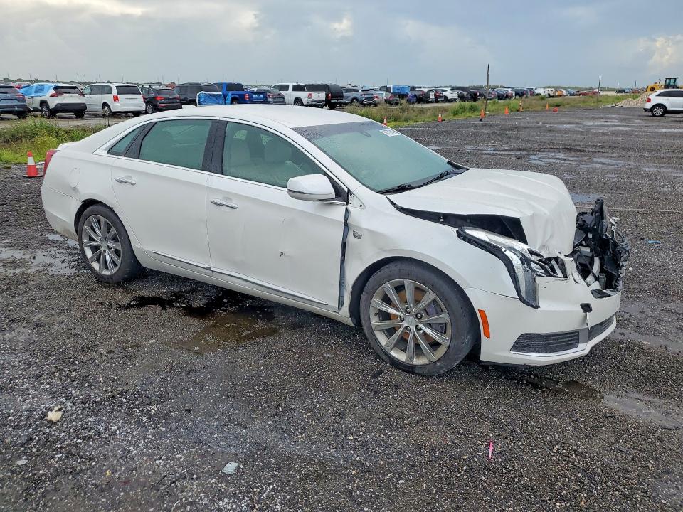 2018 Cadillac Xts მანქანა იყიდება აუქციონზე, vin: 2G61L5S39J9176734, აუქციონის ნომერი: 68576346