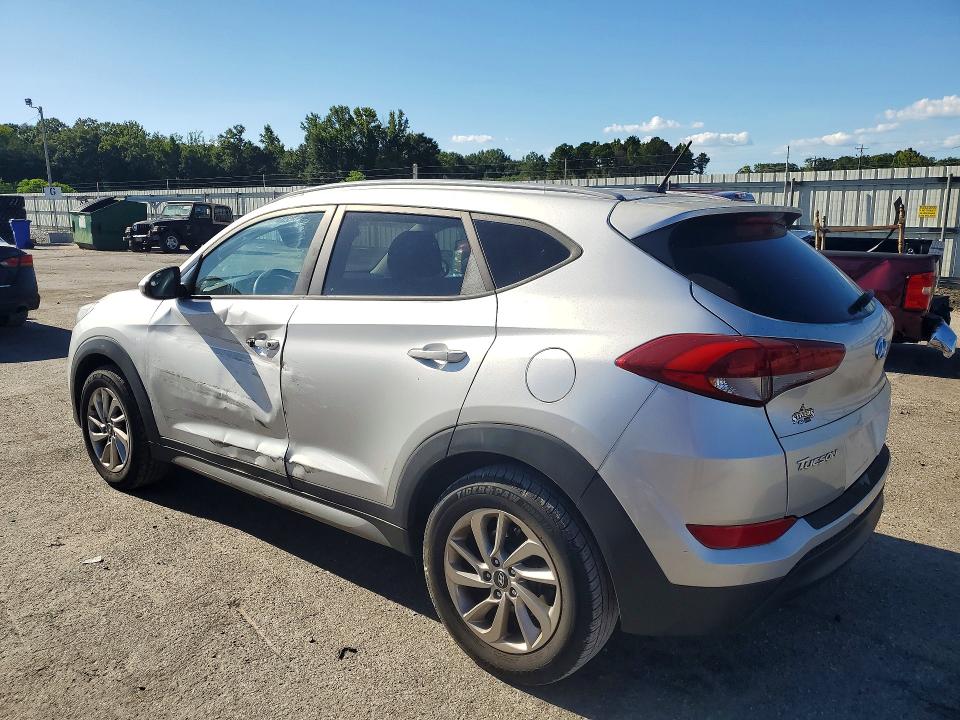 68155346 :رقم المزاد ، KM8J33A44HU329511 vin ، 2017 Hyundai Tucson مزاد بيع