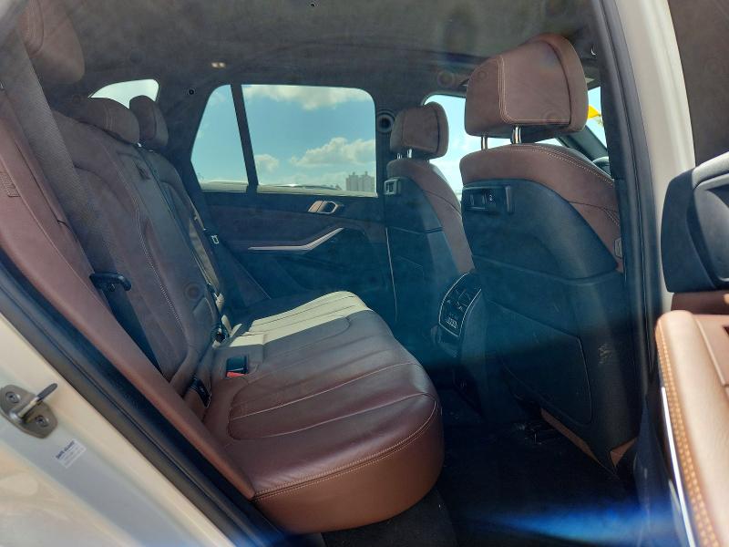 65966366 :رقم المزاد ، 5UXCR4C06M9H58000 vin ، 2021 Bmw X5 مزاد بيع