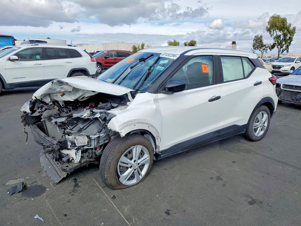 67452296 :رقم المزاد ، 3N1CP5BV4NL506183 vin ، 2022 Nissan Kicks مزاد بيع