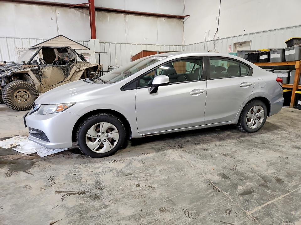 Auction sale of the 2013 Honda Civic, vin: 2HGFB2F50DH568979, lot number: 69301736