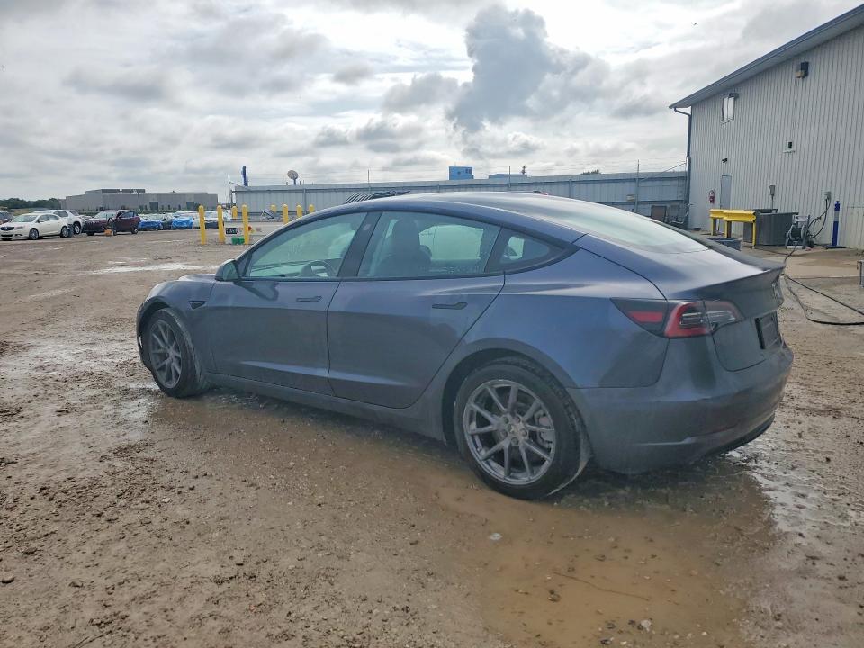 2022 Tesla Model 3 მანქანა იყიდება აუქციონზე, vin: 5YJ3E1EA0NF288827, აუქციონის ნომერი: 69401166