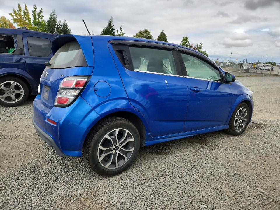 2018 Chevrolet Sonic მანქანა იყიდება აუქციონზე, vin: 1G1JD6SB2J4124753, აუქციონის ნომერი: 67087836