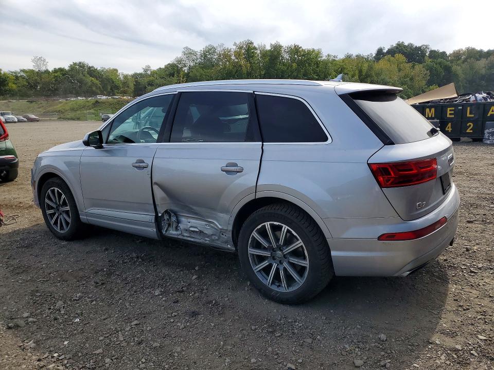 Продажа на аукционе авто 2017 Audi Q7, vin: WA1LAAF72HD029003, номер лота: 70604246
