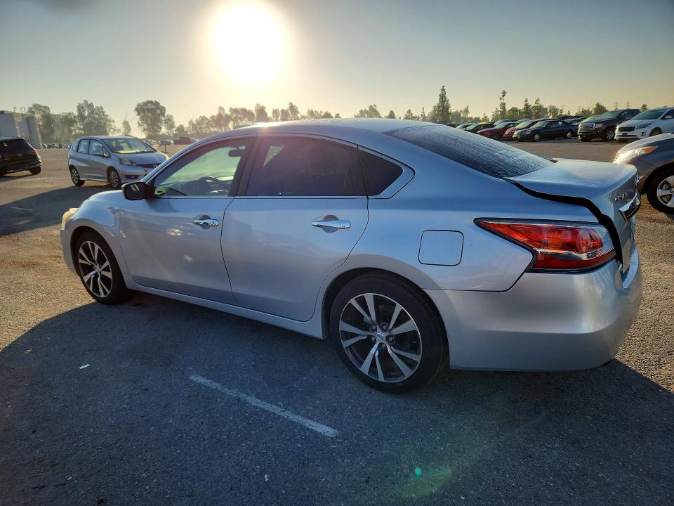 70114036 :رقم المزاد ، 1N4AL3AP9FC416747 vin ، 2015 Nissan Altima مزاد بيع