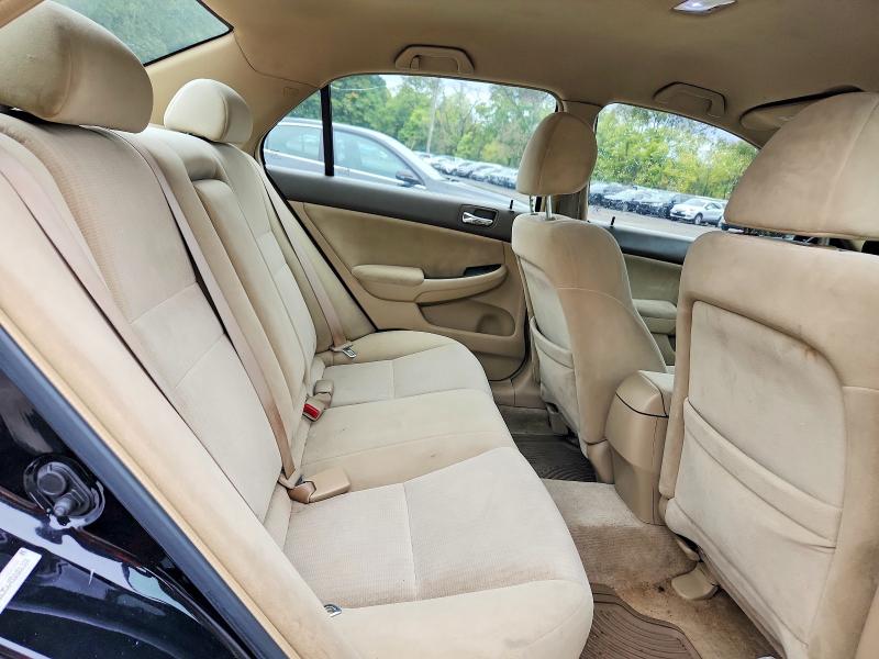 70223356 :رقم المزاد ، 1HGCM56455A086918 vin ، 2005 Honda Accord مزاد بيع