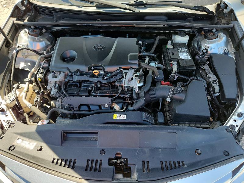 68477776 :رقم المزاد ، 4T1C11AK4LU305588 vin ، 2020 Toyota Camry مزاد بيع