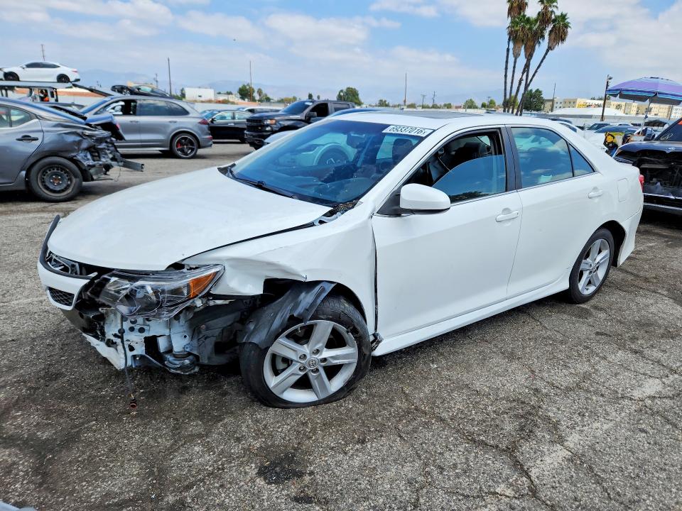69337016 :رقم المزاد ، 4T1BF1FK8DU711123 vin ، 2013 Toyota Camry مزاد بيع