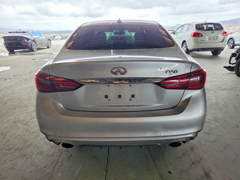 69333876 :رقم المزاد ، JN1CV7APXJM240267 vin ، 2018 Infiniti Q50 مزاد بيع