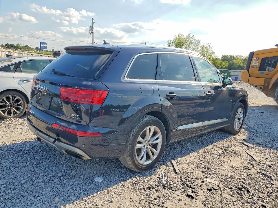 Aukcja sprzedaży 2017 Audi Q7, vin: WA1LAAF77HD033239, numer aukcji: 68721356