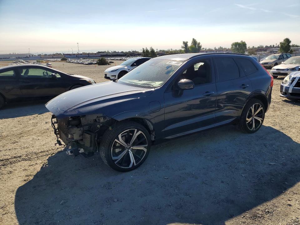 2022 Volvo Xc60 მანქანა იყიდება აუქციონზე, vin: YV4BR0DM3N1992242, აუქციონის ნომერი: 68105086
