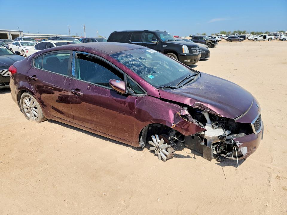 66861446 :رقم المزاد ، 3KPFL4A70HE017114 vin ، 2017 Kia Forte مزاد بيع