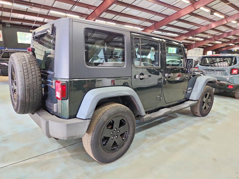 2010 Jeep Wrangler Unlimited მანქანა იყიდება აუქციონზე, vin: 1J4BA3H11AL101983, აუქციონის ნომერი: 70157056