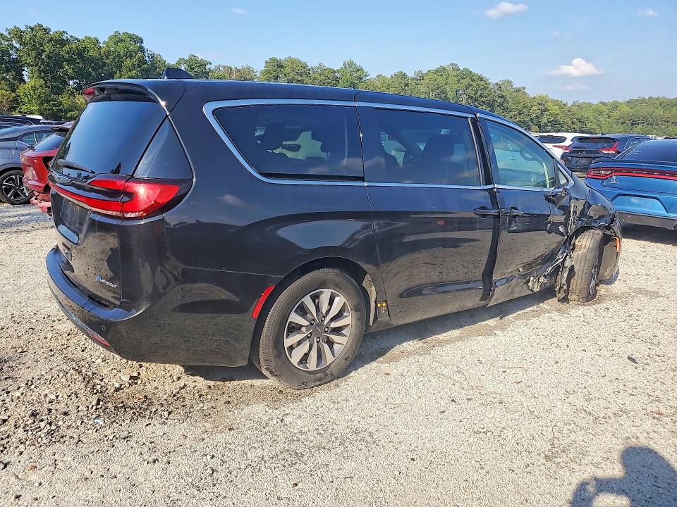 Продажа на аукционе авто 2023 Chrysler Pacifica, vin: 2C4RC1L71PR611586, номер лота: 69150926