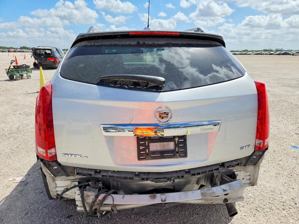 68924446 :رقم المزاد ، 3GYFNEE3XFS547722 vin ، 2015 Cadillac Srx مزاد بيع