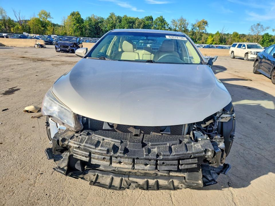 69978146 :رقم المزاد ، 4T1BF1FK3HU395085 vin ، 2017 Toyota Camry مزاد بيع