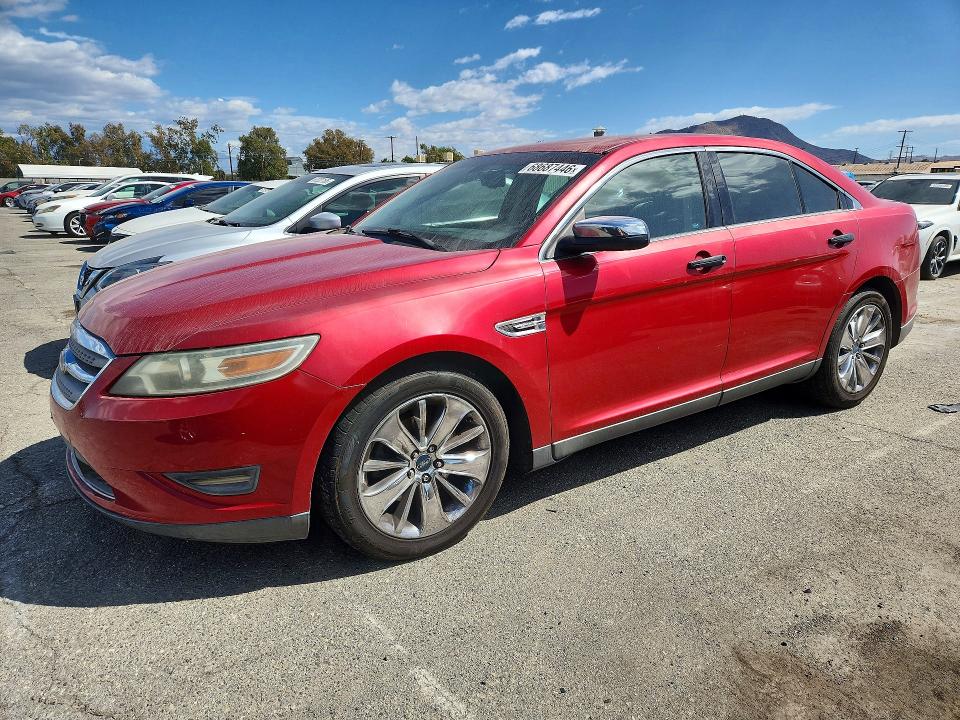 68687446 :رقم المزاد ، 1FAHP2FW2BG104639 vin ، 2011 Ford Taurus مزاد بيع
