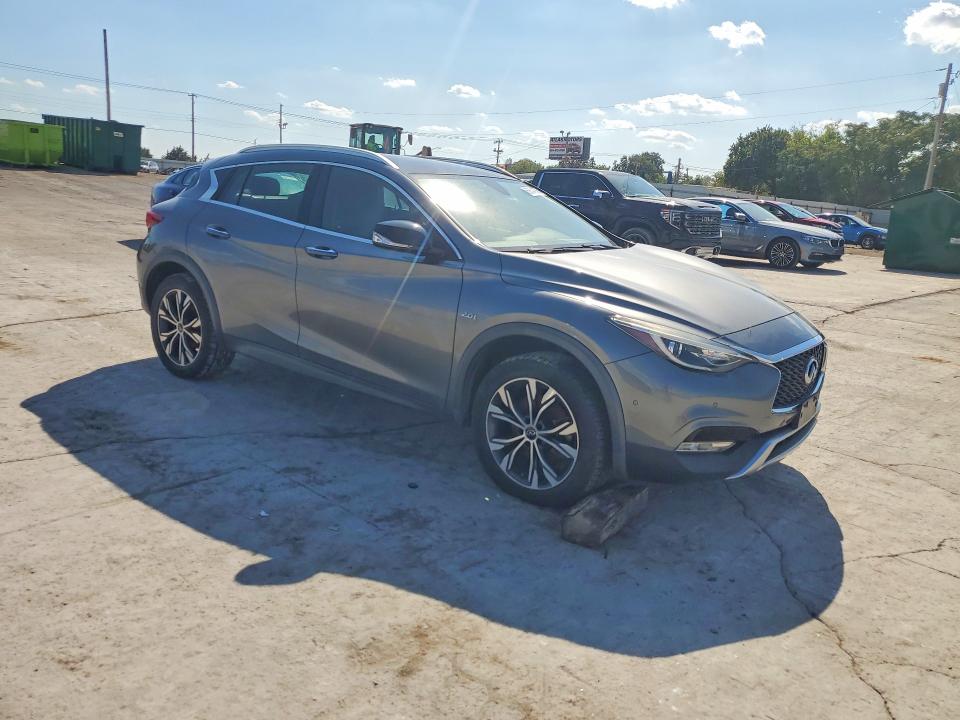 68644076 :رقم المزاد ، SJKCH5CR5HA037366 vin ، 2017 Infiniti Qx30 مزاد بيع