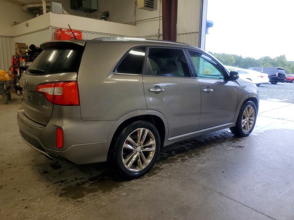 70140576 :رقم المزاد ، 5XYKW4A72FG593342 vin ، 2015 Kia Sorento مزاد بيع