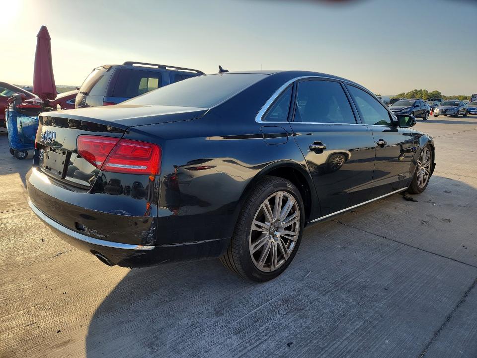 Продажа на аукционе авто 2014 Audi A8, vin: WAURGAFD4EN002439, номер лота: 68550036