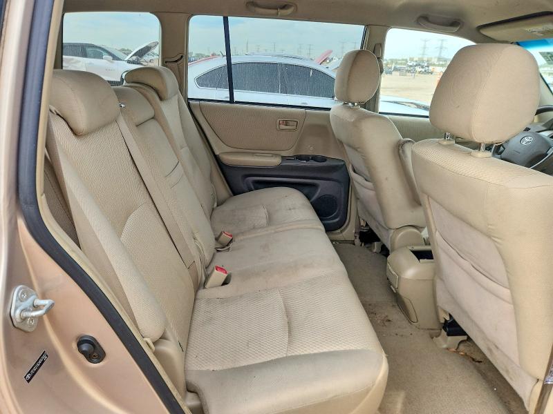 68022586 :رقم المزاد ، JTEGD21A240076827 vin ، 2004 Toyota Highlander مزاد بيع