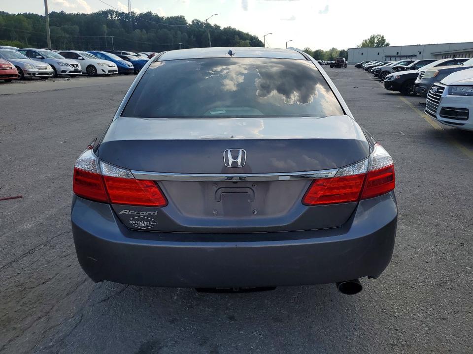69065776 :رقم المزاد ، 1HGCR2F81DA077196 vin ، 2013 Honda Accord مزاد بيع