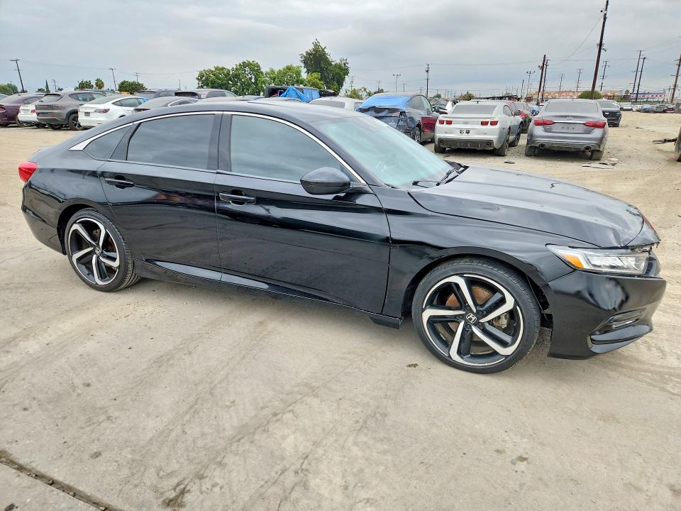 Продажа на аукционе авто 2019 Honda Accord, vin: 1HGCV2F36KA016830, номер лота: 69775676