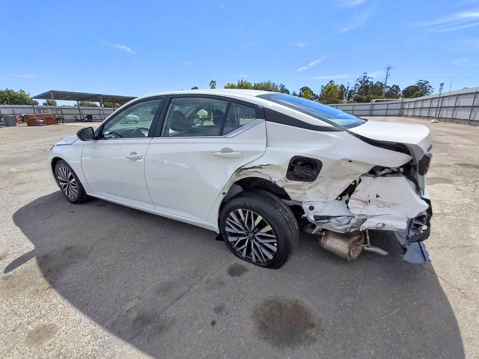 2026 Nissan Altima მანქანა იყიდება აუქციონზე, vin: 1N4BL4DV3TN326448, აუქციონის ნომერი: 70365496