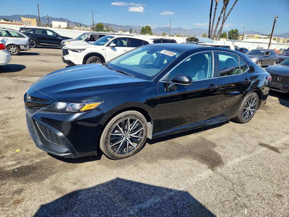 Aukcja sprzedaży 2021 Toyota Camry, vin: 4T1G11AK3MU518499, numer aukcji: 70375386