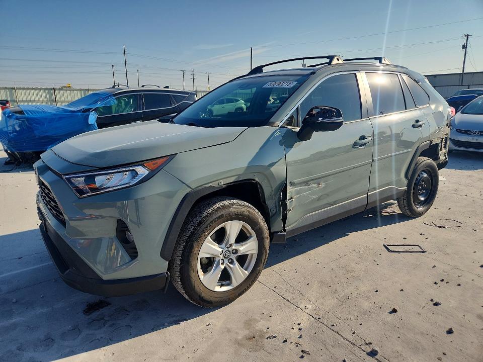 2020 Toyota Rav4 მანქანა იყიდება აუქციონზე, vin: 2T3W1RFV9LW074824, აუქციონის ნომერი: 69090216