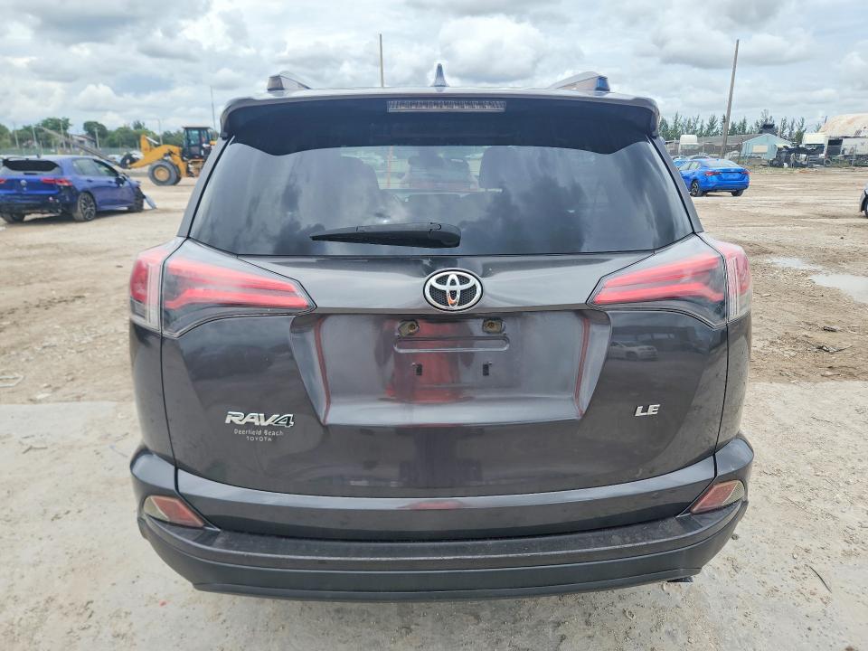 2018 Toyota Rav4 მანქანა იყიდება აუქციონზე, vin: JTMZFREV1JJ204512, აუქციონის ნომერი: 70497186