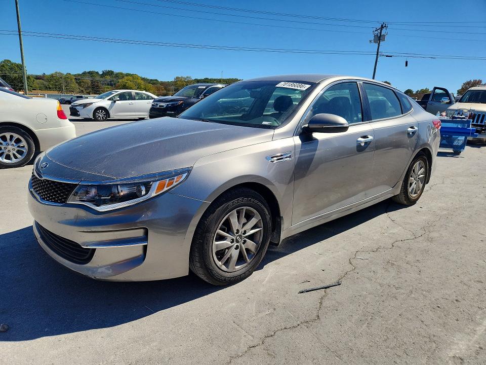 2018 Kia Optima მანქანა იყიდება აუქციონზე, vin: 5XXGT4L39JG178587, აუქციონის ნომერი: 70186086
