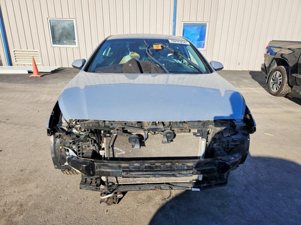 70295256 :رقم المزاد ، 5NPE24AF6HH573431 vin ، 2017 Hyundai Sonata مزاد بيع
