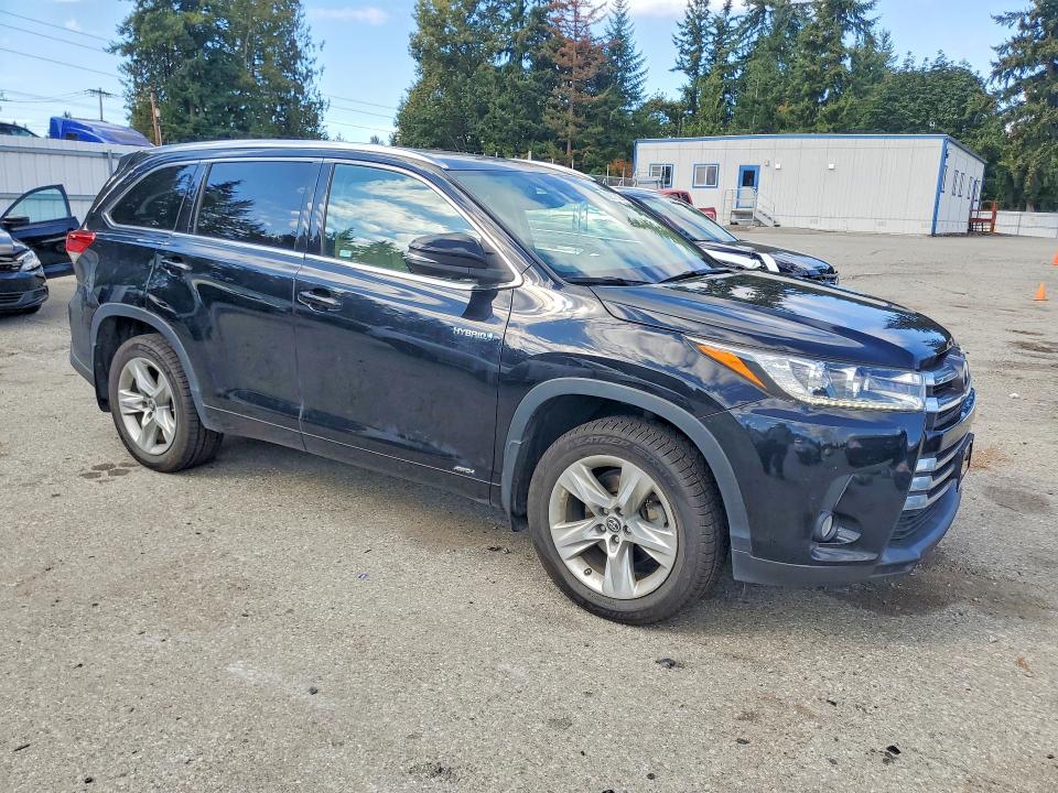 Продажа на аукционе авто 2017 Toyota Highlander Hybrid, vin: 5TDDGRFH1HS022371, номер лота: 70067826