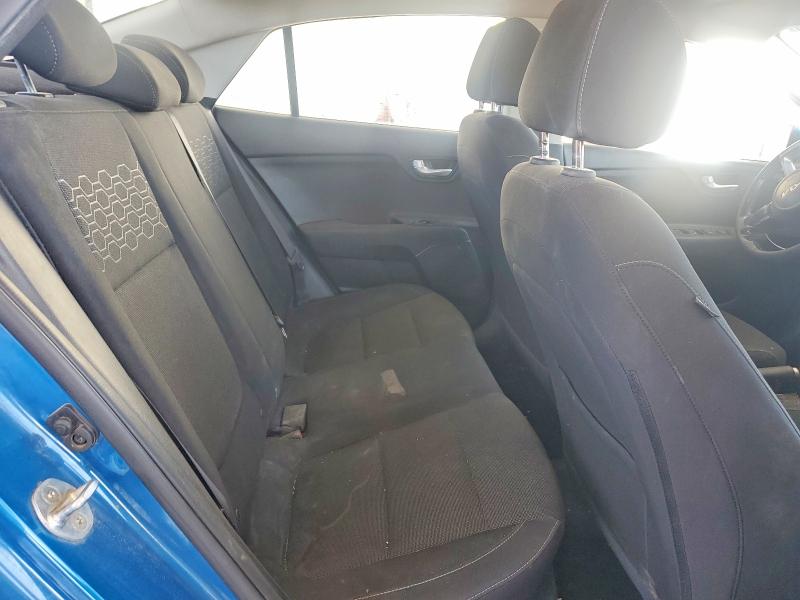 67476176 :رقم المزاد ، 3KPA34AC2NE462053 vin ، 2022 Kia Rio مزاد بيع