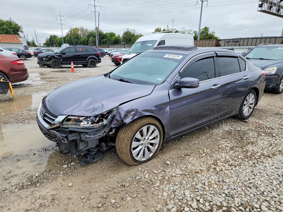 2015 Honda Accord მანქანა იყიდება აუქციონზე, vin: 1HGCR2E72FA025829, აუქციონის ნომერი: 70010226