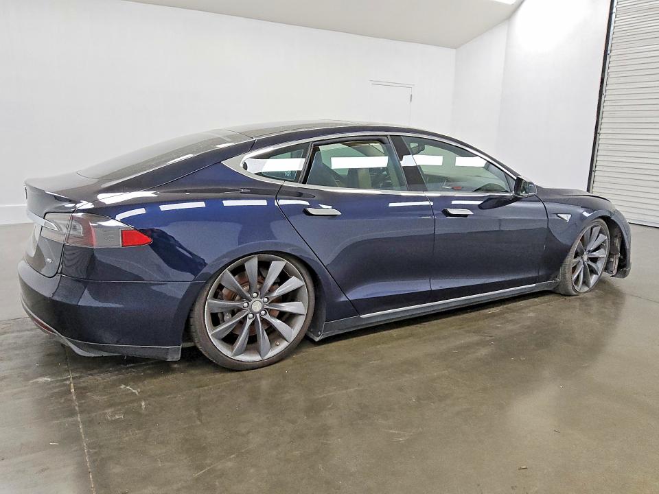 Продаж на аукціоні авто 2014 Tesla Model S, vin: 5YJSA1H17EFP39559, номер лоту: 68232286