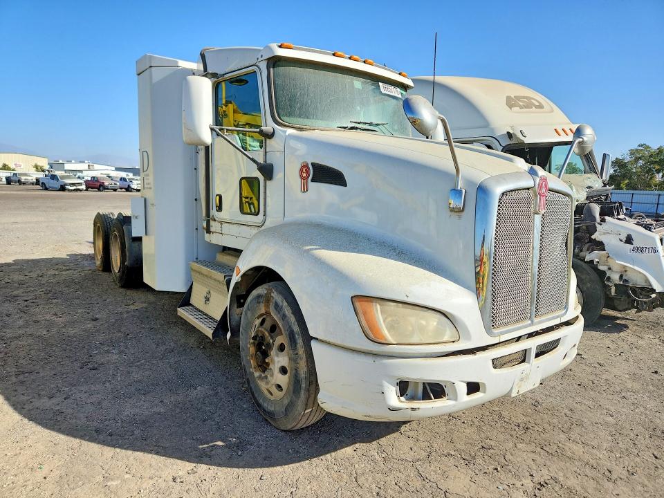 Продажа на аукционе авто 2015 Kenworth Construction, vin: 1NKAD39X0FJ455863, номер лота: 66857176