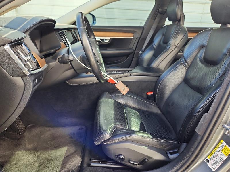 Продажа на аукционе авто 2018 Volvo S90, vin: LVY992MLXJP016060, номер лота: 70154376