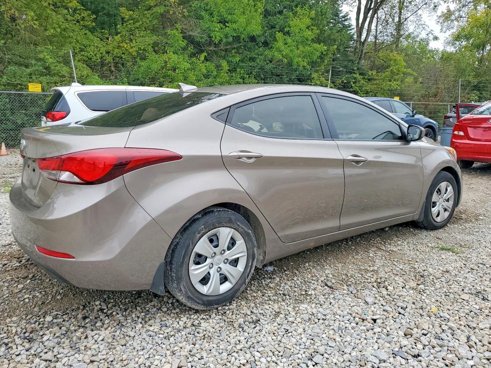 Aukcja sprzedaży 2016 Hyundai Elantra, vin: 5NPDH4AE6GH670600, numer aukcji: 69728706