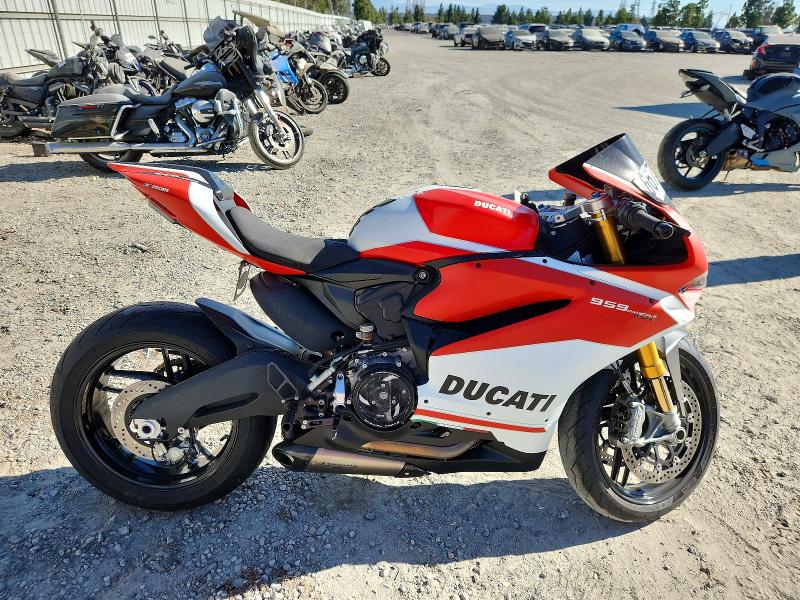 Продаж на аукціоні авто 2018 Ducati Superbike, vin: ZDM14B1W0JB008035, номер лоту: 66788816