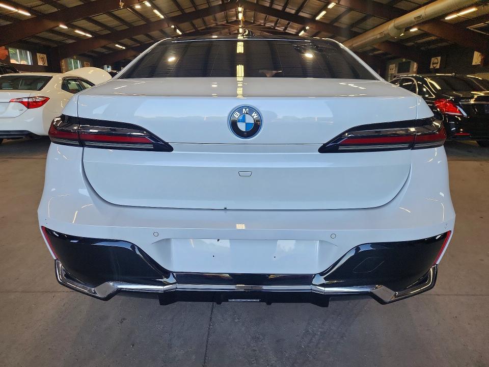 Продаж на аукціоні авто 2023 Bmw I7, vin: WBY53EJ08PCL69978, номер лоту: 68016226