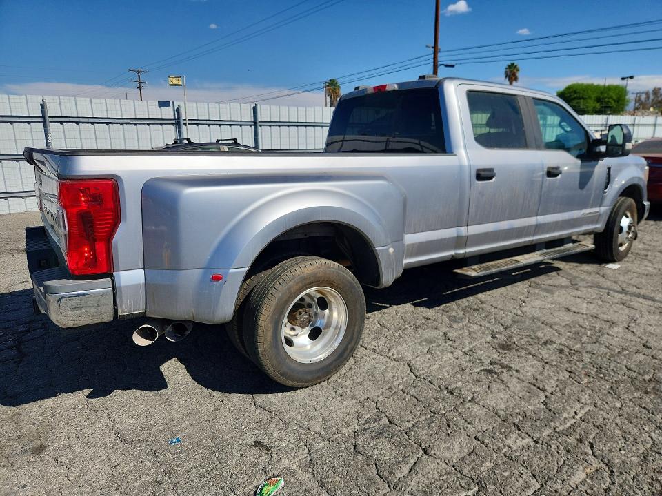 Продаж на аукціоні авто 2022 Ford F350, vin: 1FT8W3CT4NEE76917, номер лоту: 69458126